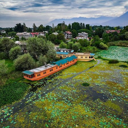 Kings Houseboats Hotel Srīnagar Exterior foto