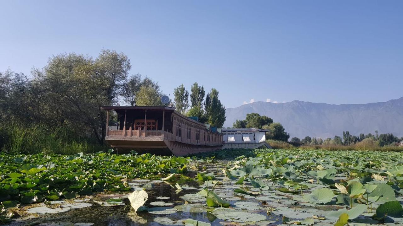 Kings Houseboats Hotel Srīnagar Exterior foto